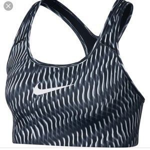 Nike dri-fit sports bra NWT